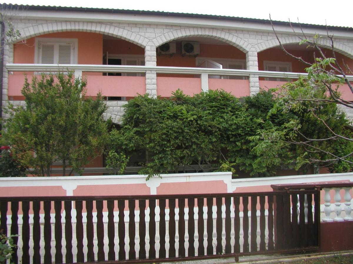 Apartments By The Sea Vir - 19323 Exterior photo